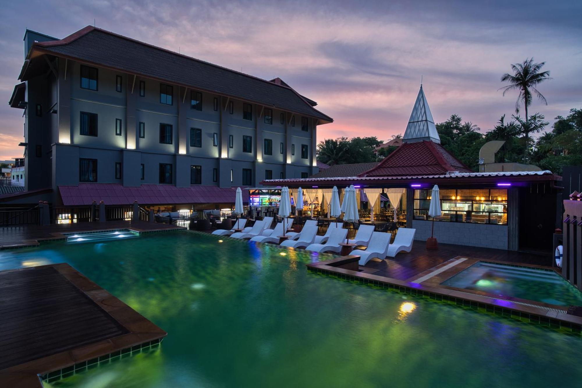Tuana Hotels The Phulin Resort Karon Екстериор снимка